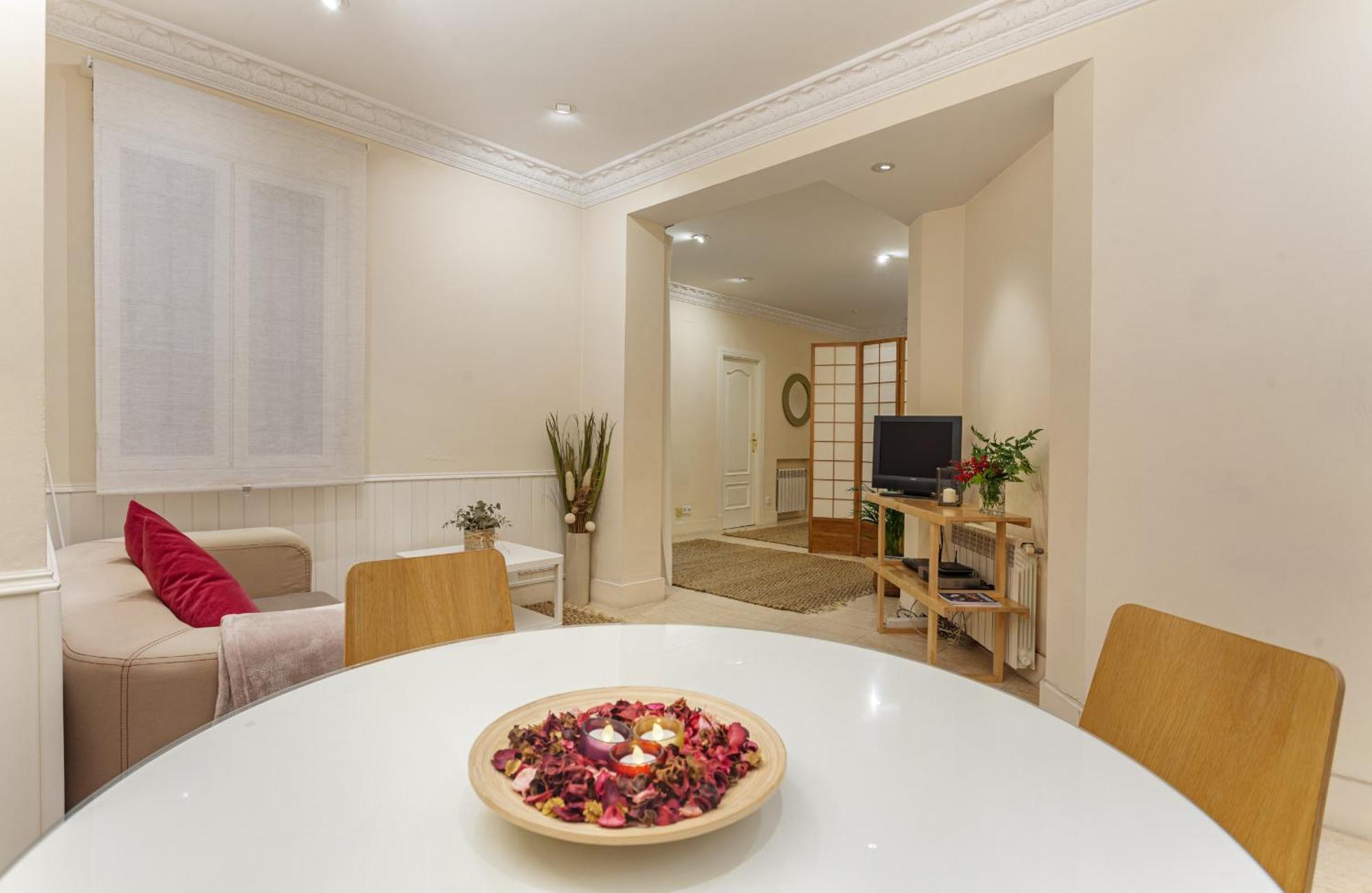 Apartamento Prado En มาดริด ภายนอก รูปภาพ